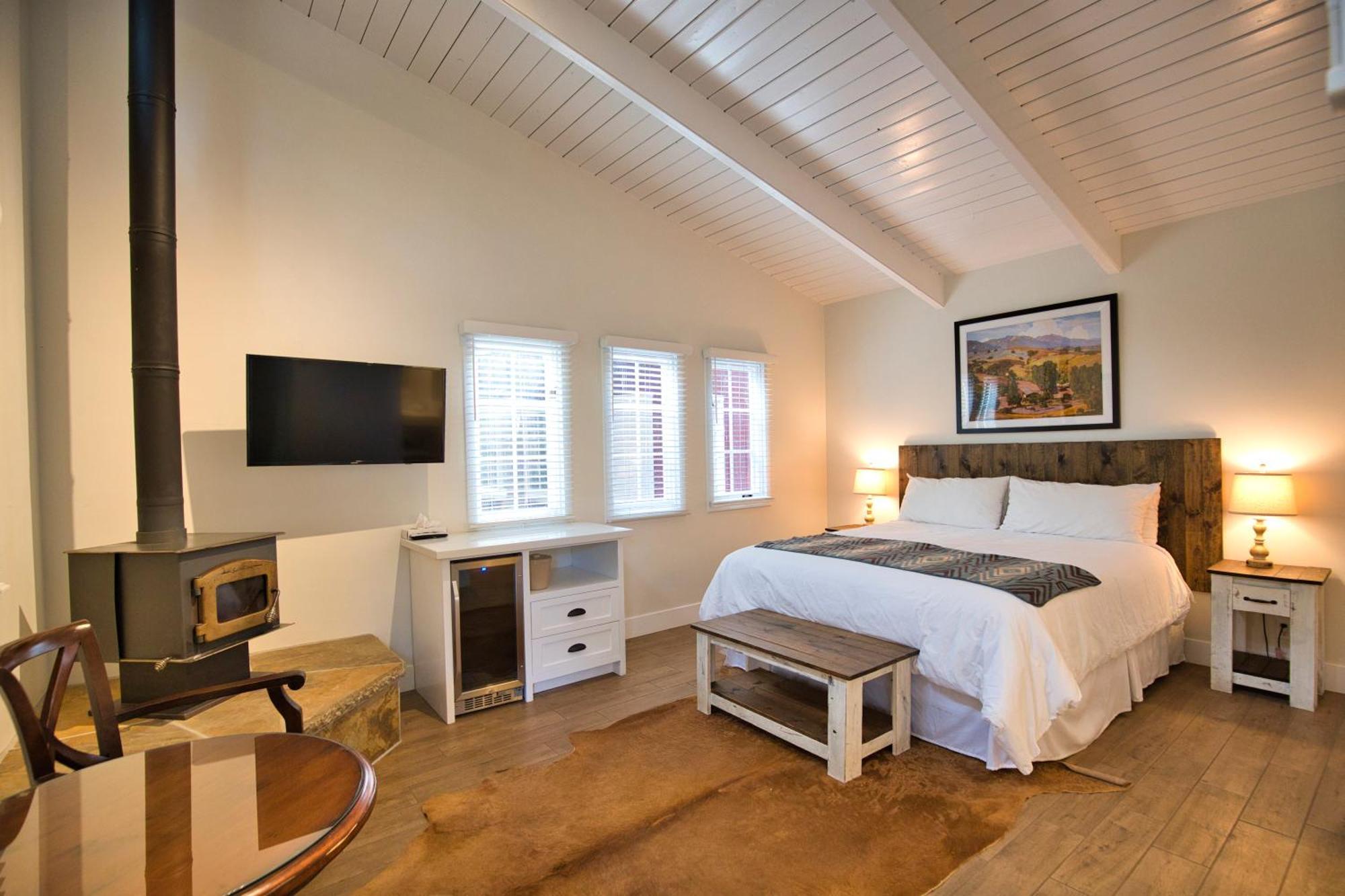 Circle Bar B Guest Ranch Hotel Capitan Ngoại thất bức ảnh